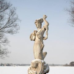 古代神話人物女媧石雕